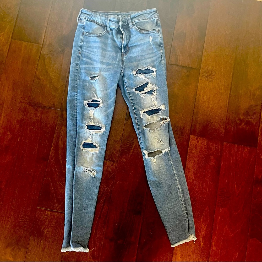American Eagle 🦅 size 6 Super Stretch Hi-Rise Jegging Denim Jeans Distressed